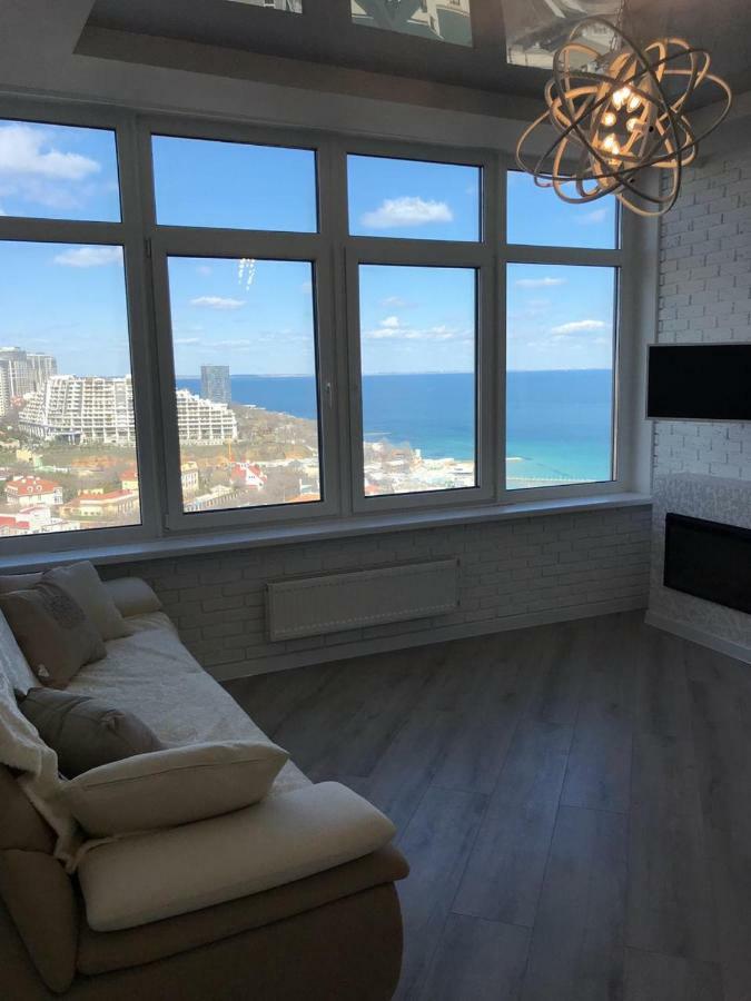M&P Vip Appartments In Arkadia Одесса Экстерьер фото