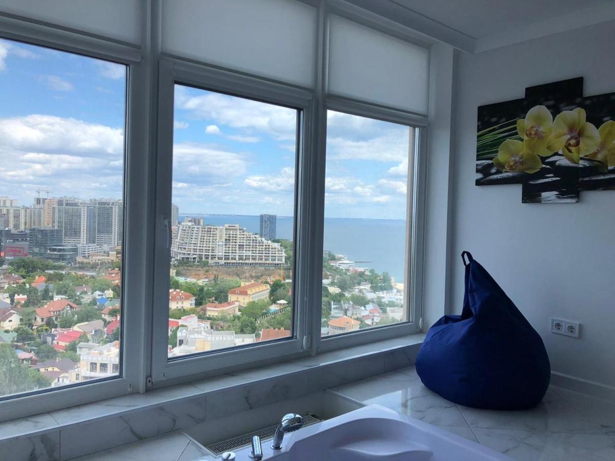 M&P Vip Appartments In Arkadia Одесса Экстерьер фото
